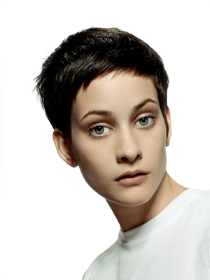 ABC Cutting Hair the Sassoon Way | Behindthechair.com