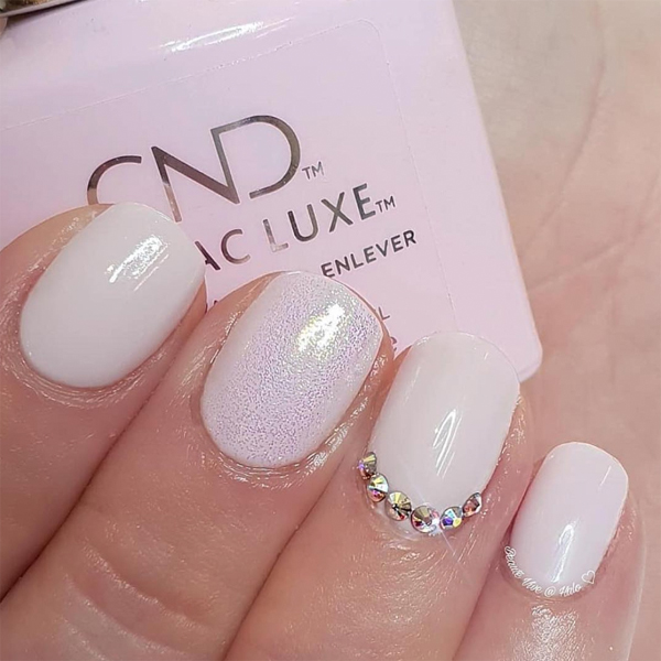 winter nail art cnd shellac luxe aurora