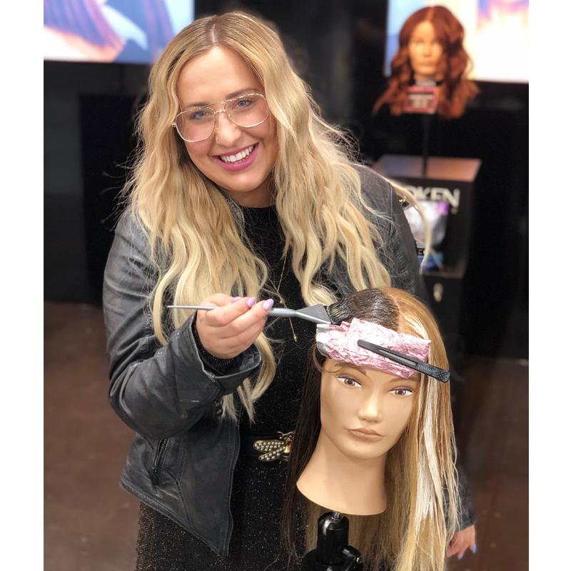 Root Smudge Toning Tips @heyelizabethfaye Redken Shades EQ Color Gels Lacquers