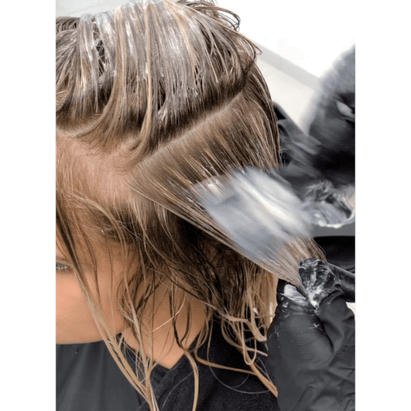 How To Base Bump Break The Base Using Permanent Haircolor @the.blonde.chronicles Tips and Techniques Schwarzkopf tbh