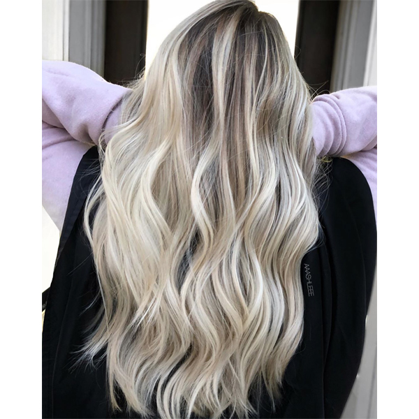 Ashlee Allen @aaashleee How To Transition Foils To Balayage Blonding Blonde Hair Olaplex Oligo Professionnel Toning Toner Trick