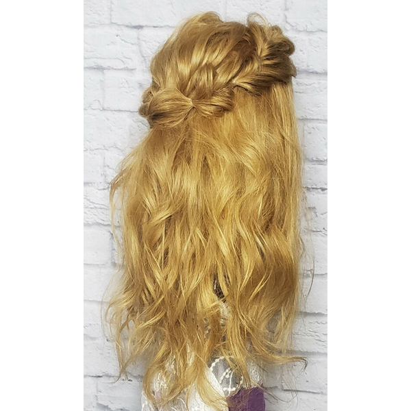 Surface Facebook Live Recap Article Tips For Longer Lasting Blowouts Voluminous Updos