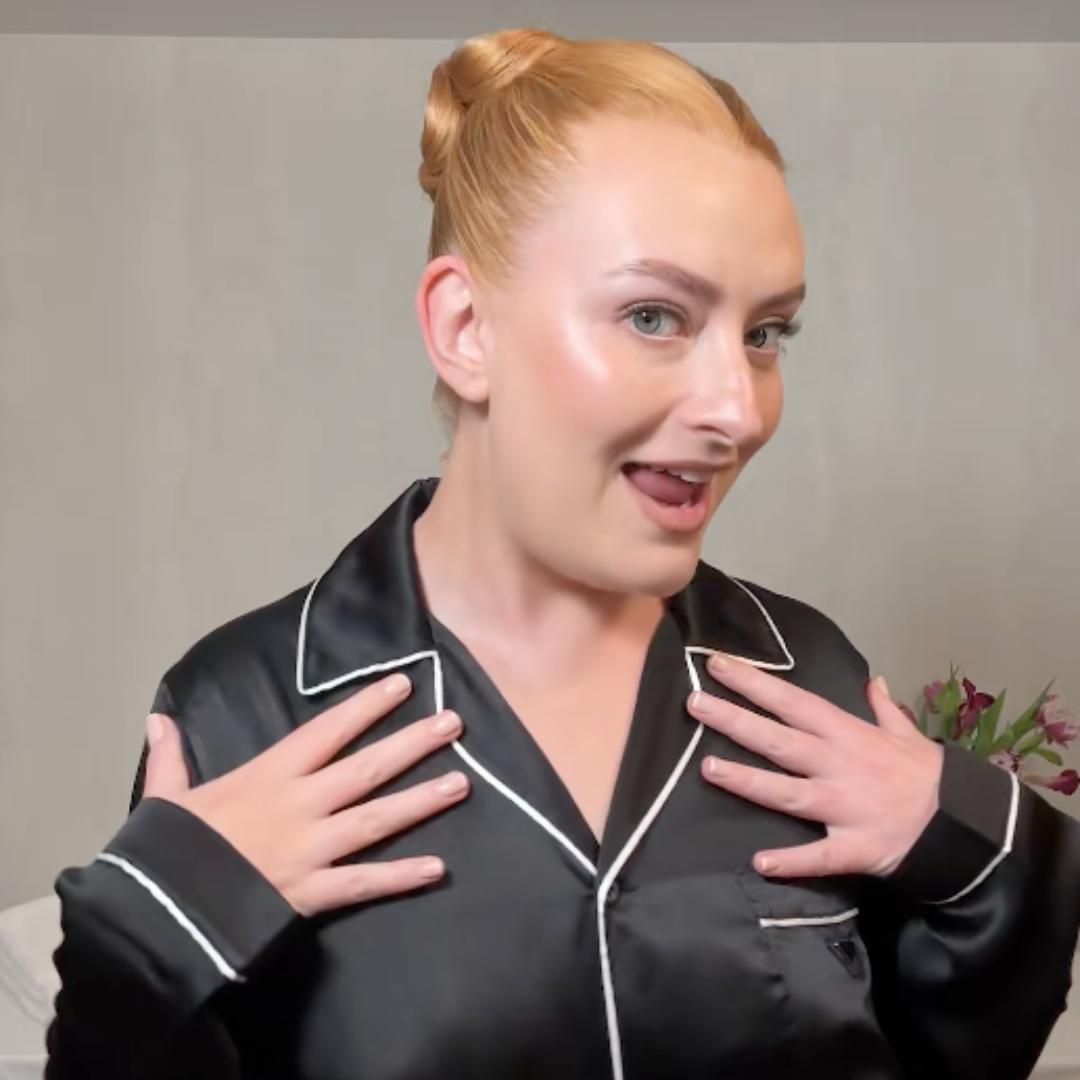 strawberry suede blonde Amelia Dimoldenberg Photo Credit TikTok via @ameliadimz (2)
