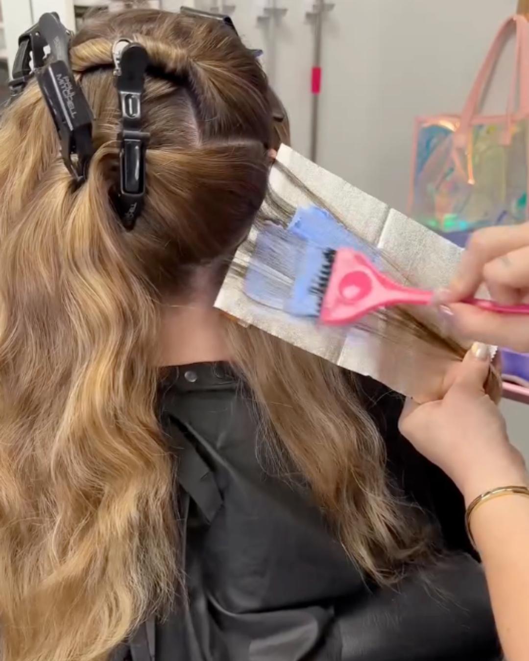 in process of erasing warmth blonde result Photo Credit Instagram via @sammiejones_hair