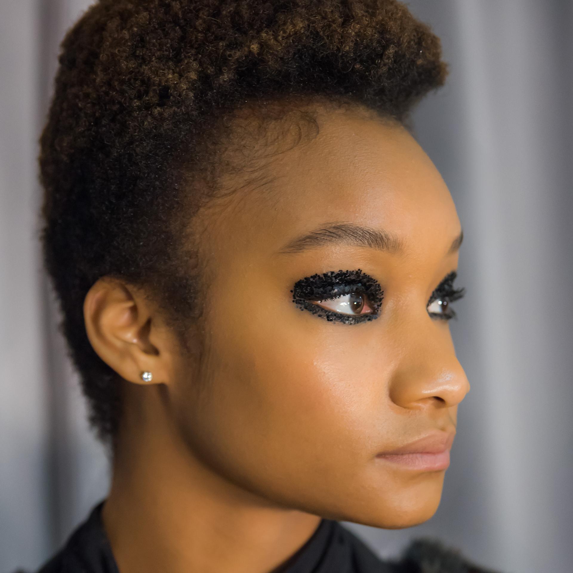 GraphicEye-Alice_Olivia-Maybelline_