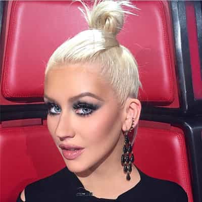 Christina Aguilera's Asian Inspired Top Knot