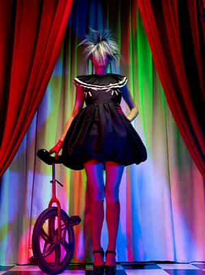 315578ADELLE 2_orig