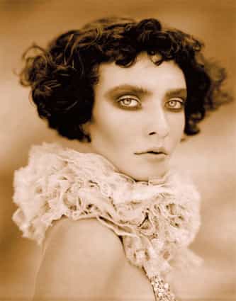 303995AVEDA 1 SEPIA_orig