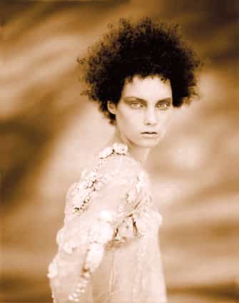 303999Aveda 5 SEPIA_orig