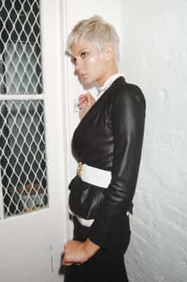 315736Classic Sara_orig