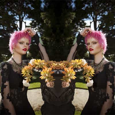 339789au pair 5-3 pink hair double image square_orig