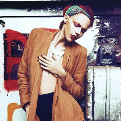 340581orange jacket_orig