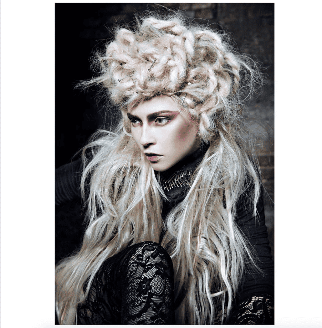 <p>Artist: <a href="https://www.instagram.com/julievriesinga/">@julievriesinga</a></p>
