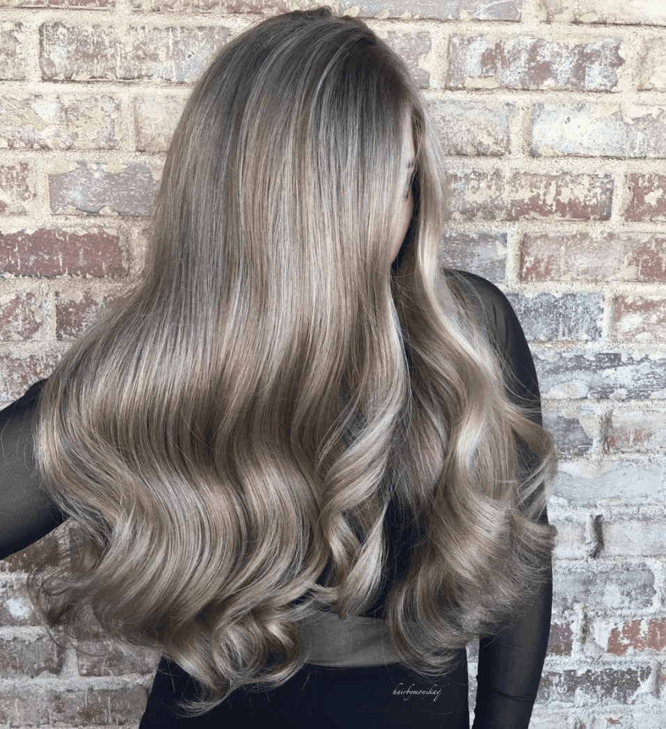 <p>Artist: <a href="https://www.instagram.com/hairbymonika.q/">@hairbymonika.q</a></p>