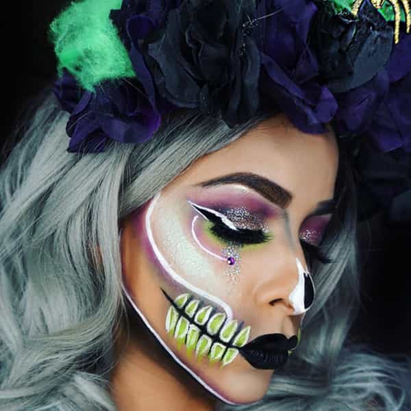 <p>Artist: <a href="https://www.instagram.com/glitzglamandgore">@glitzglamandgore</a></p>