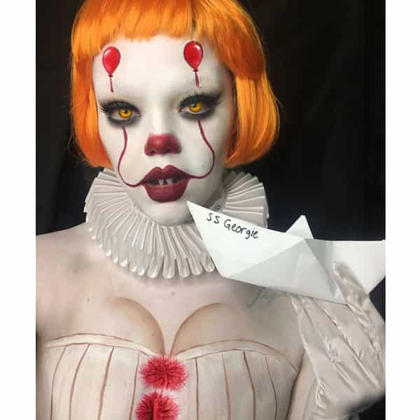 <p>Artist: <a href="https://www.instagram.com/venomtoyaveins/">@venomtoyaveins</a></p>