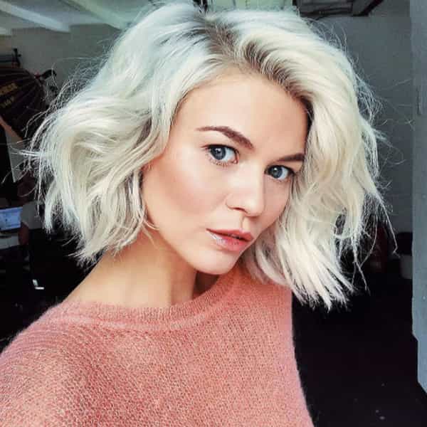<p>Artist: <a href="https://www.instagram.com/short_hair_ideas/">@short_hair_ideas</a></p>