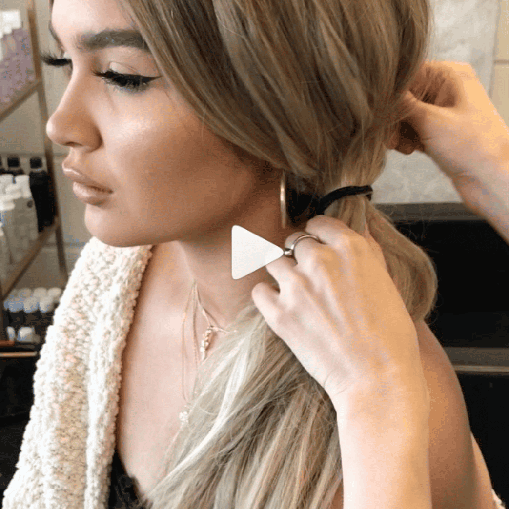 <p>Artist: <a href="https://www.instagram.com/taylor_lamb_hair/">@taylor_lamb_hair</a></p>

<p><a href="https://www.instagram.com/p/BgCPpB_Dvda/?taken-by=taylor_lamb_hair">CLICK HERE TO WATCH THE VIDEO!</a></p>