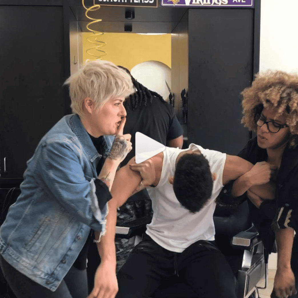 <p>Artist: <a href="https://www.instagram.com/chitabeseau/">@chitabeseau</a>, <a href="https://www.instagram.com/leysahairandmakeup/">@leysahairandmakeup</a>, &amp; <a href="https://www.instagram.com/shorty2k33/">@shorty2k33</a></p>

<p><a href="https://www.instagram.com/p/BgthuT4AuFR/?taken-by=chitabeseau">CLICK HERE TO WATCH THE VIDEO!</a></p>