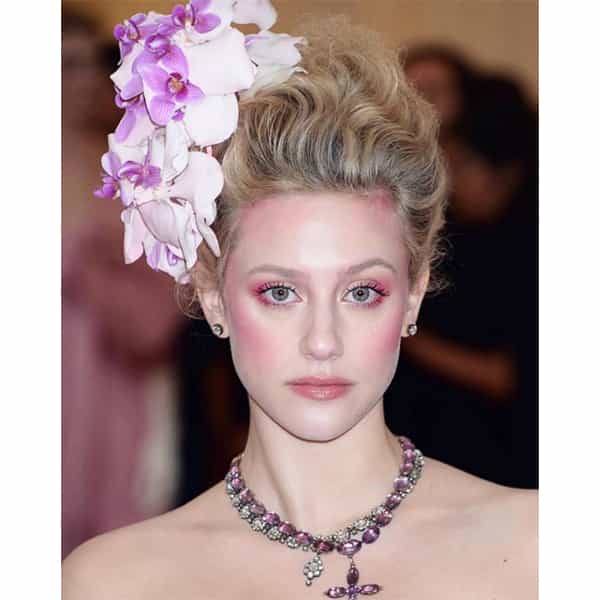 Matt Rez @colorbymattrez Lili Reinhart Baby Blonde Haircolor Formula Met Gala 2019 Natural Colors Lowlights Highlights Redken