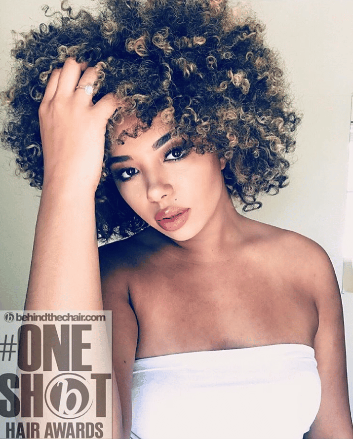 <p>Artist: <a href="https://www.instagram.com/_destiny.mariee/">@_destiny.mariee</a></p>