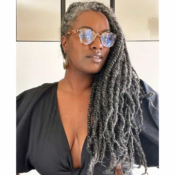 <p>Artist: <a href="https://www.instagram.com/aunt_viv/?hl=en">@aunt_viv</a></p>