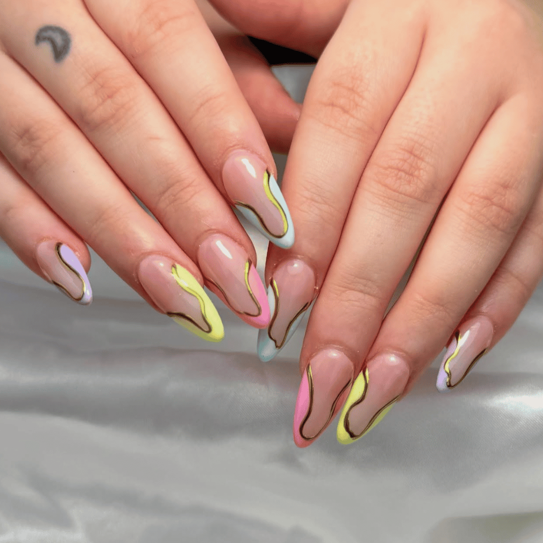 Photo Credit: Instagram via @vnailsbeauty_hamilton
