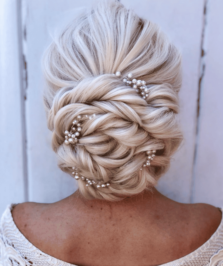 Special Event Styling winner entry by hairstylist @alexandralee1016 for the 2021 #ONESHOT Hair Awards Hot Shot