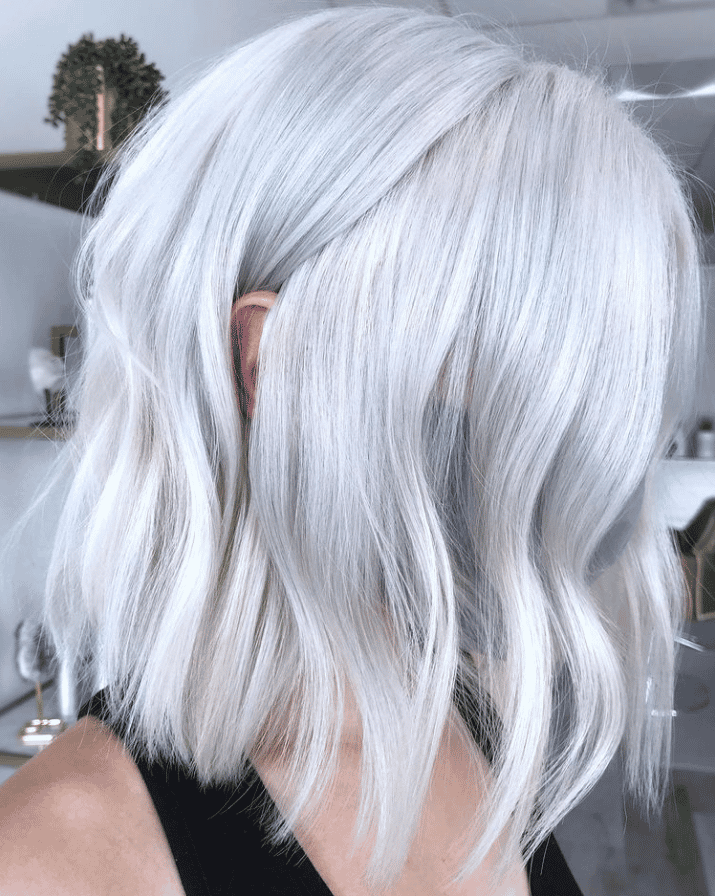 Platinum winner entry by hairstylist @hairbychrissydanielle for the 2021 #ONESHOT Hair Awards Hot Shot