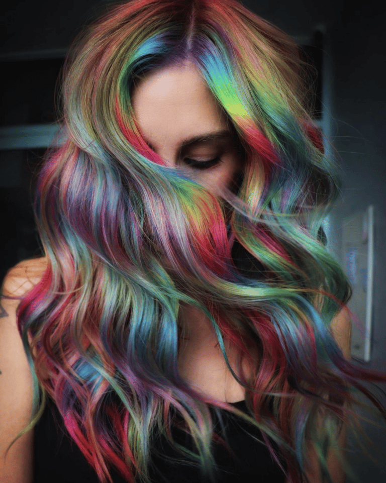 Creative Color winner entry by hairstylist @jessicapowerspaints for the 2022 #ONESHOT Hair Awards Hot Shot