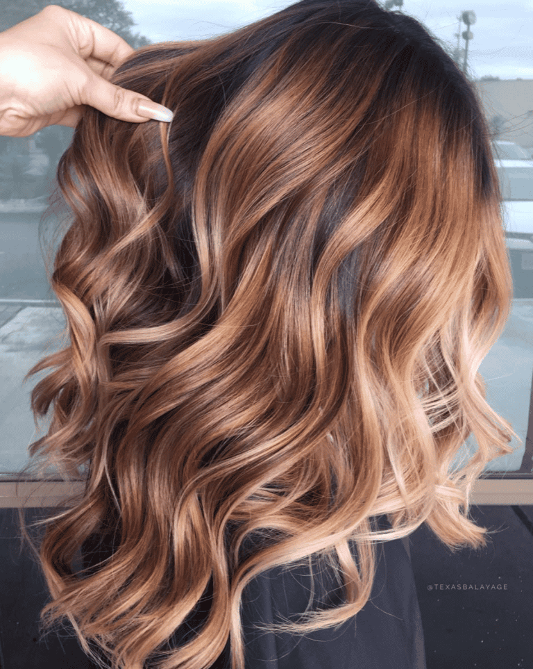 Warm Balayage winner entry by hairstylist @texasbalayage for the 2019 #ONESHOT Hair Awards Hot Shot