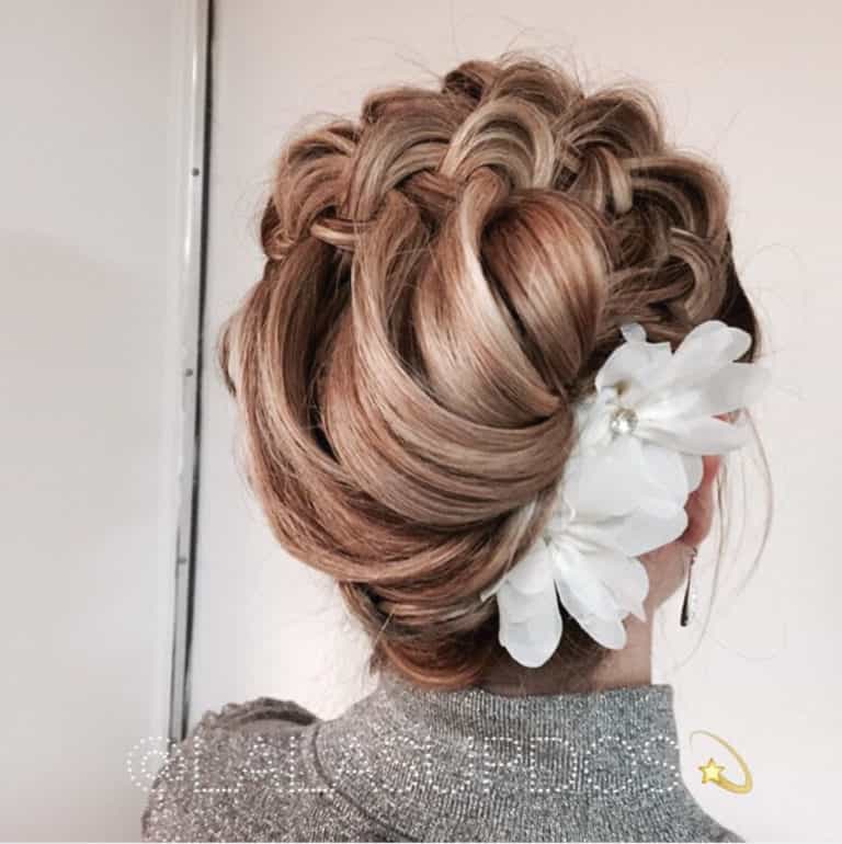 Updo winner entry by hairstylist @lalasupdos for the 2015 #ONESHOT Hair Awards Hot Shot
