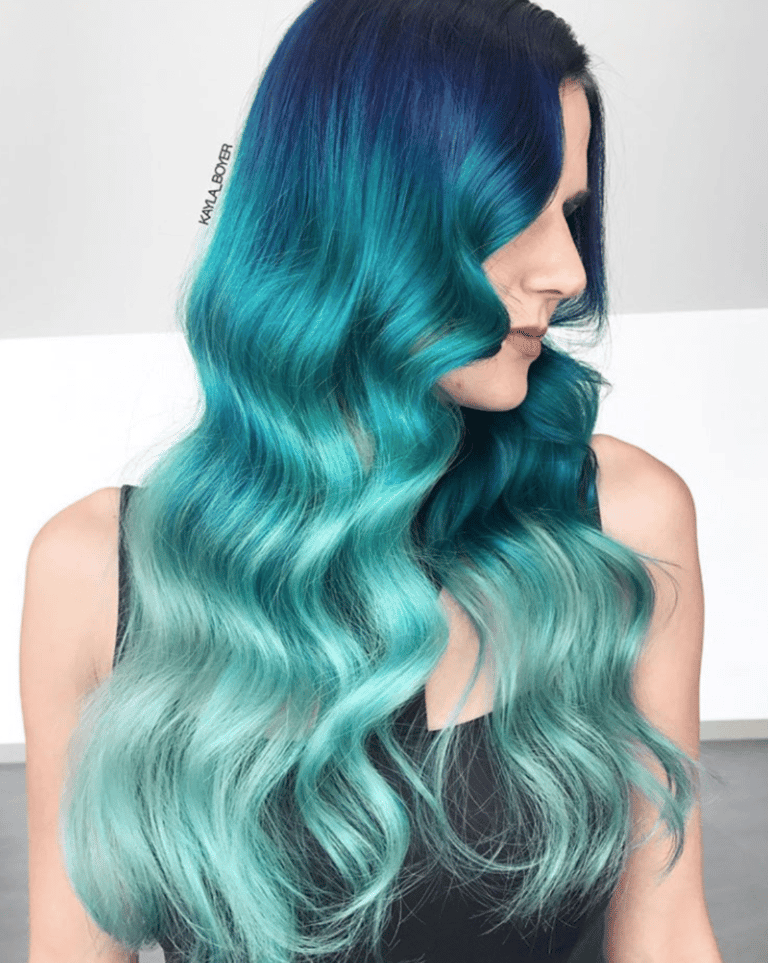 Ombré winner entry by hairstylist @kayla_boyer for the 2018 #ONESHOT Hair Awards Hot Shot