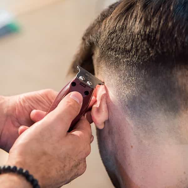 matty-conrad-barbering-ontour