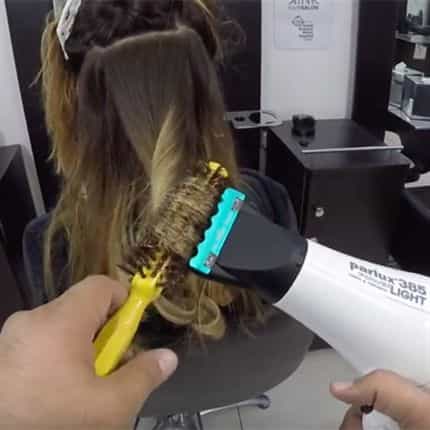 Soft Waves Without a Curling Iron - The Power Styler