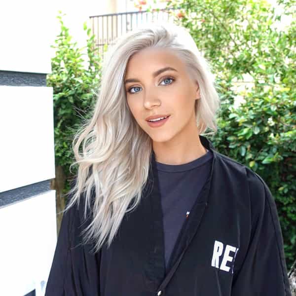 grown-out-highlights-to-platinum-perfection-eric-vaughn-3