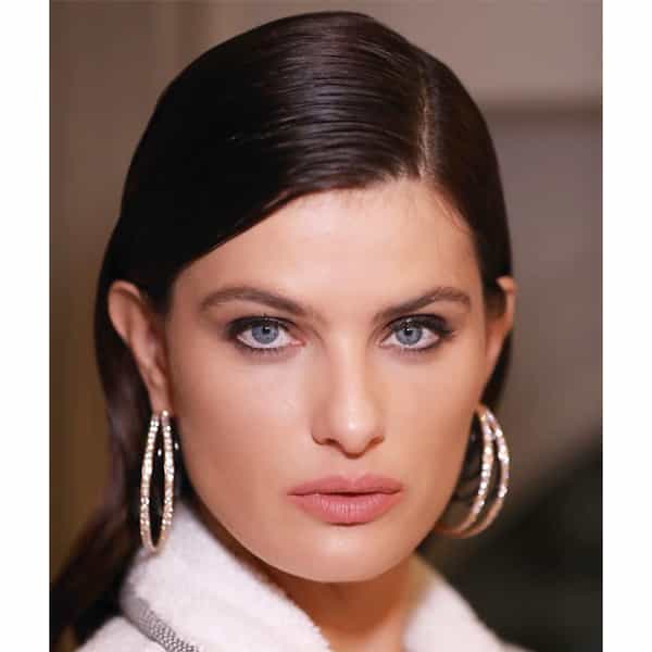 Isabeli_Fontana_TRUSS_Professional