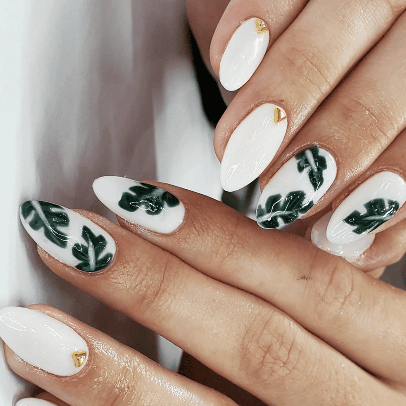 @freaky.fresh.phalanges — Nails ONESHOT Hair Awards entry