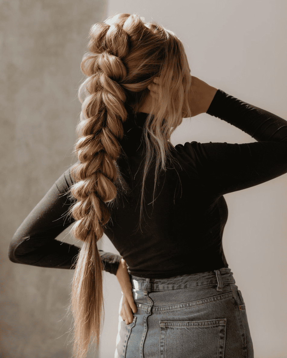jomakinmeblonde