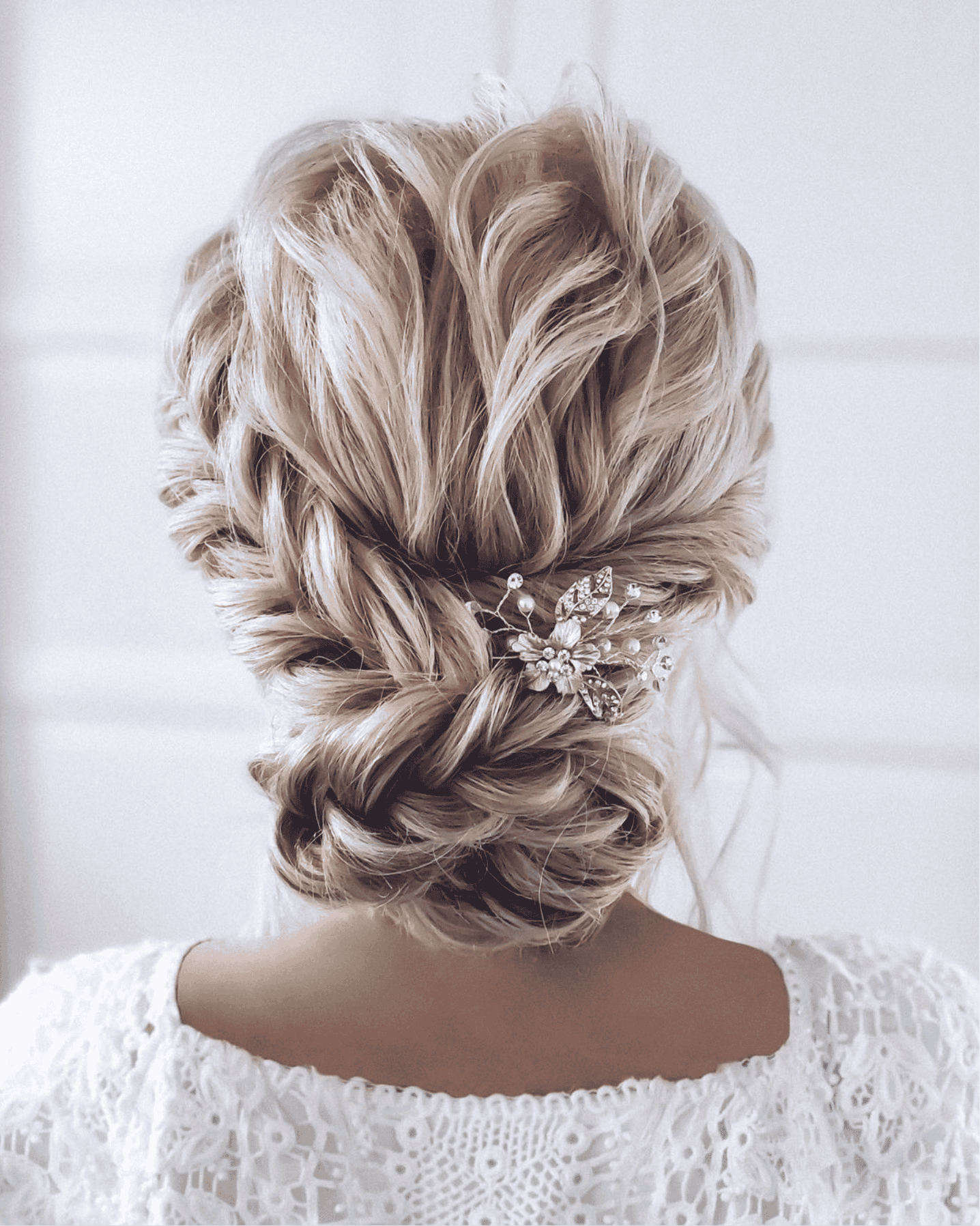 mrs_updo