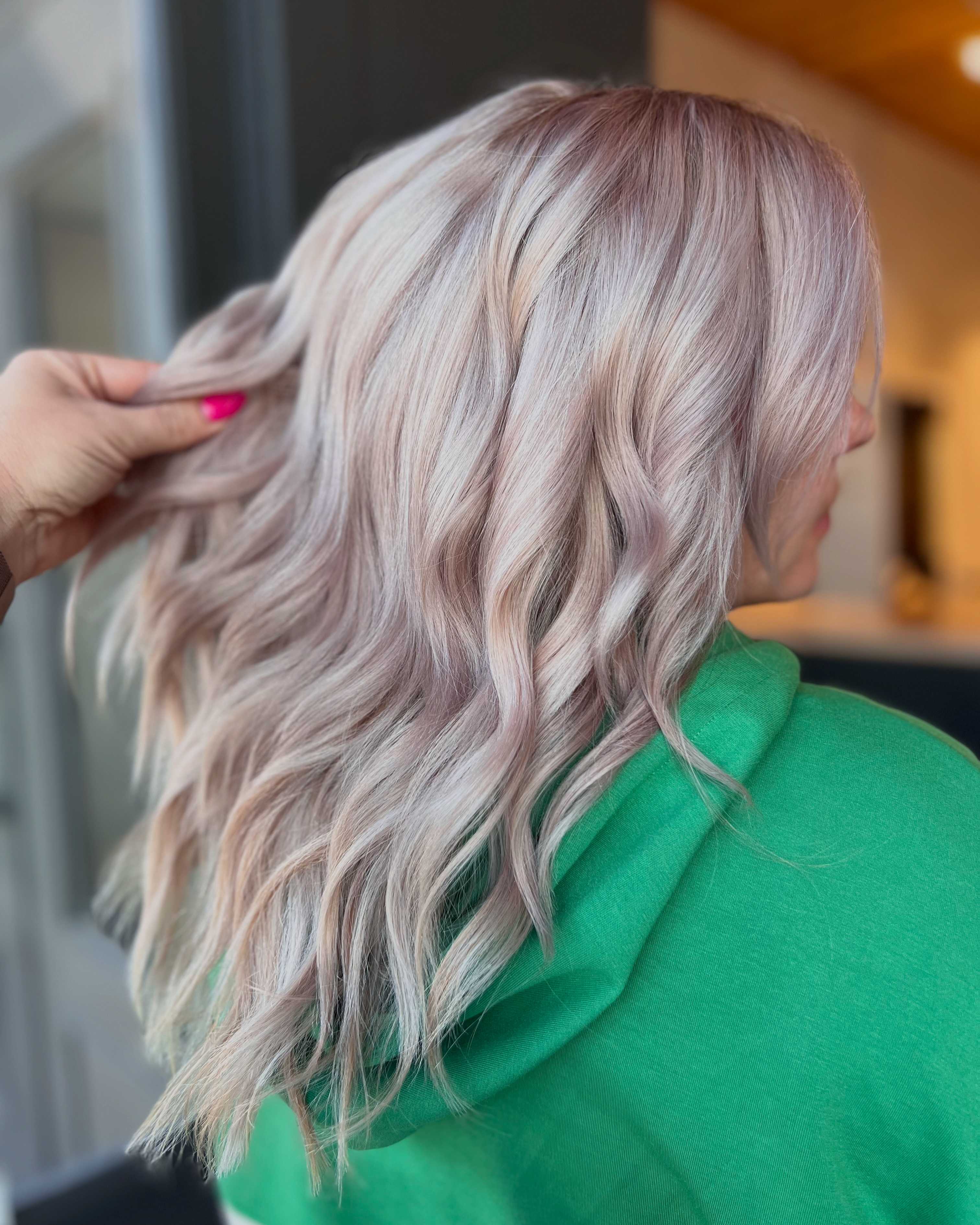 Allie Burton — Platinum ONESHOT Hair Awards entry
