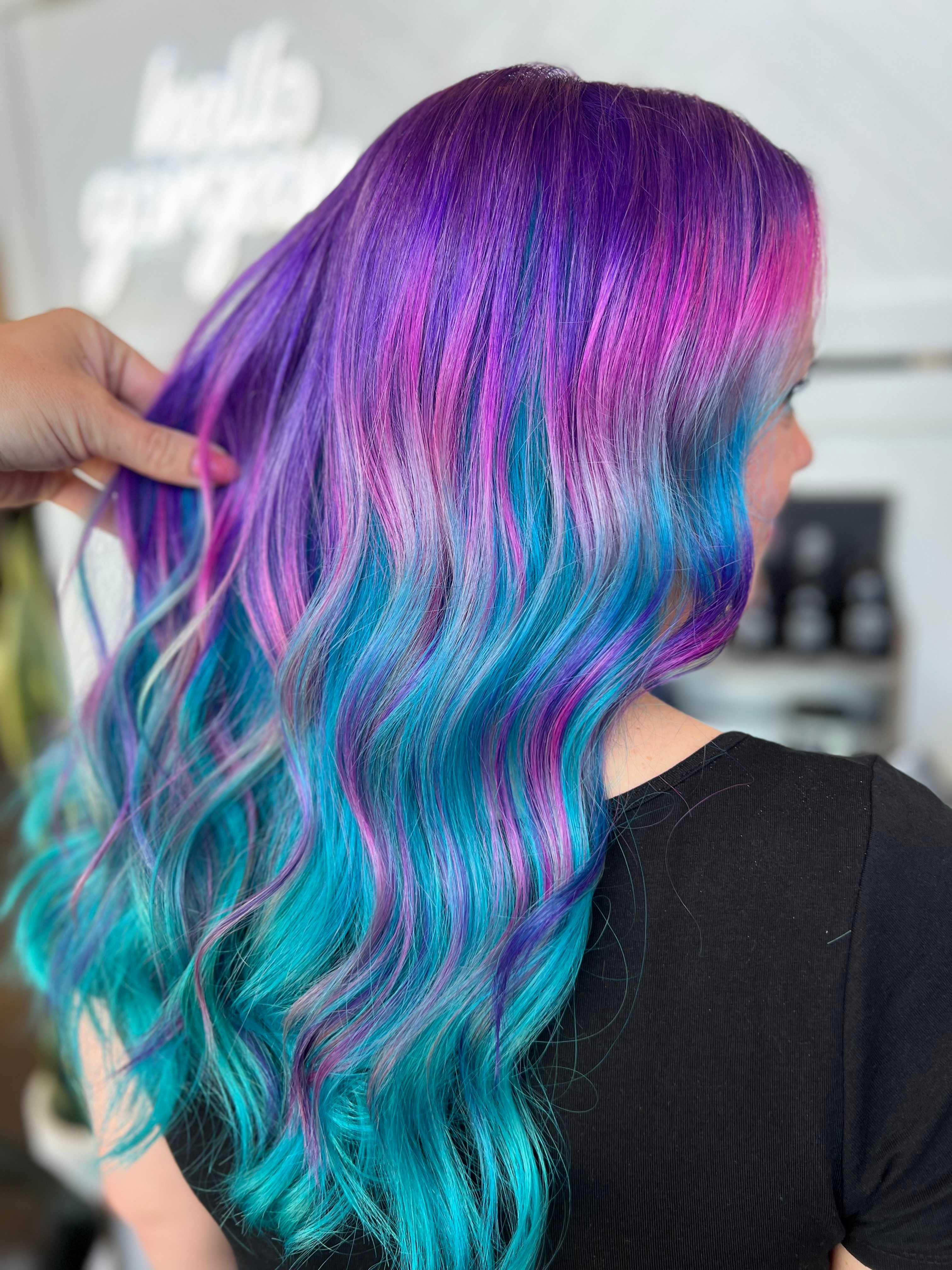 Allie Burton — Creative Color ONESHOT Hair Awards entry