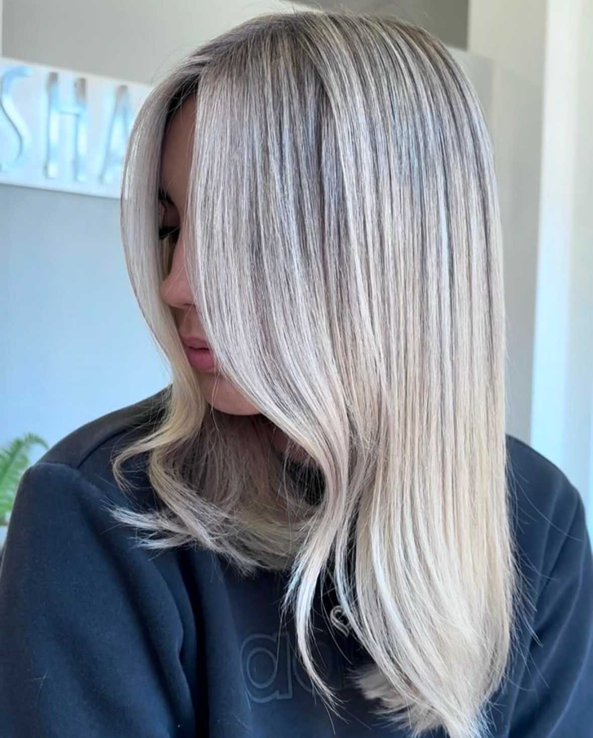 Amanda Robidoux — Platinum ONESHOT Hair Awards entry