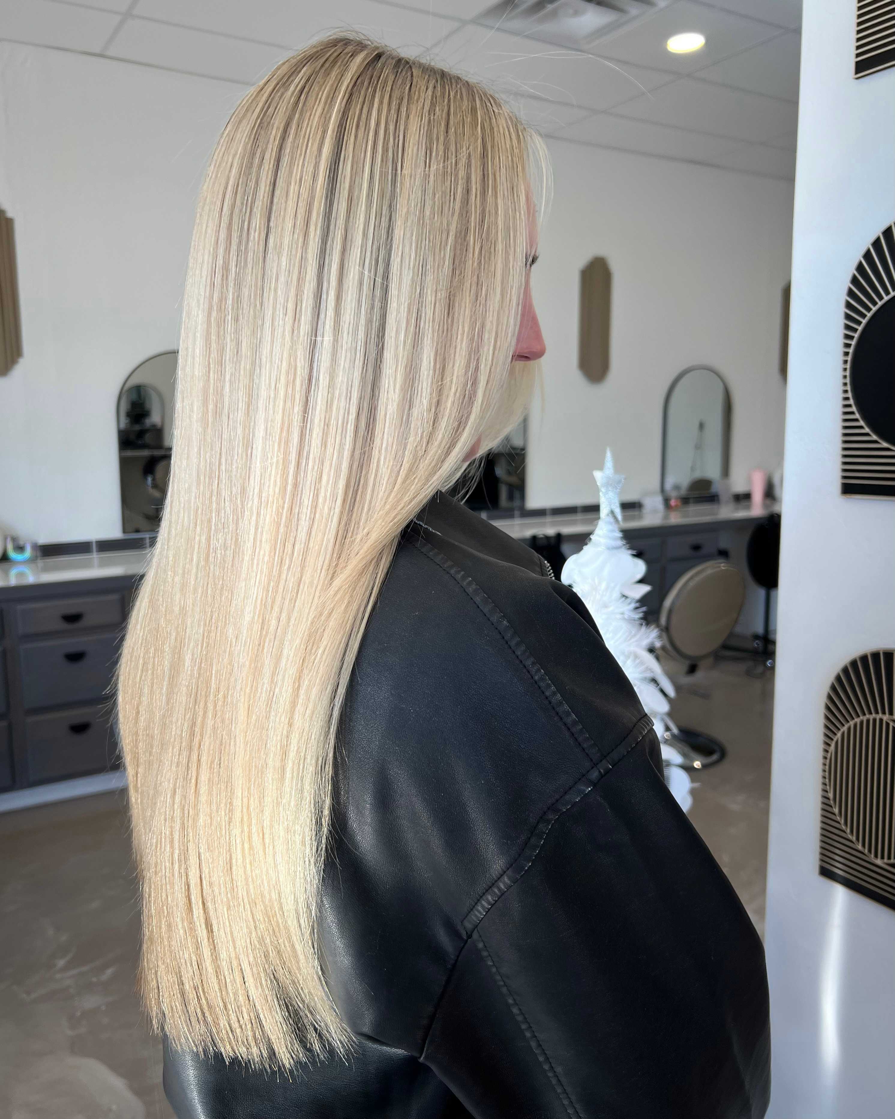 Kylee Diersing — Blondes ONESHOT Hair Awards entry