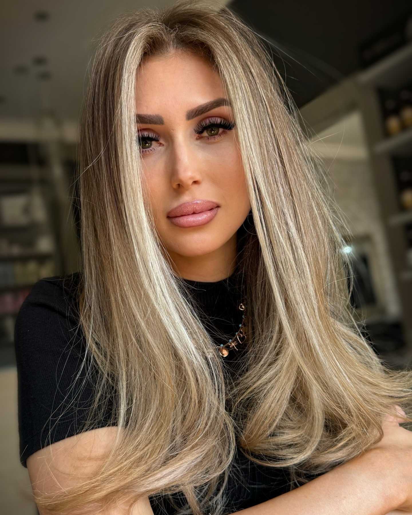 Alexia Chrysafis — Blondes ONESHOT Hair Awards entry