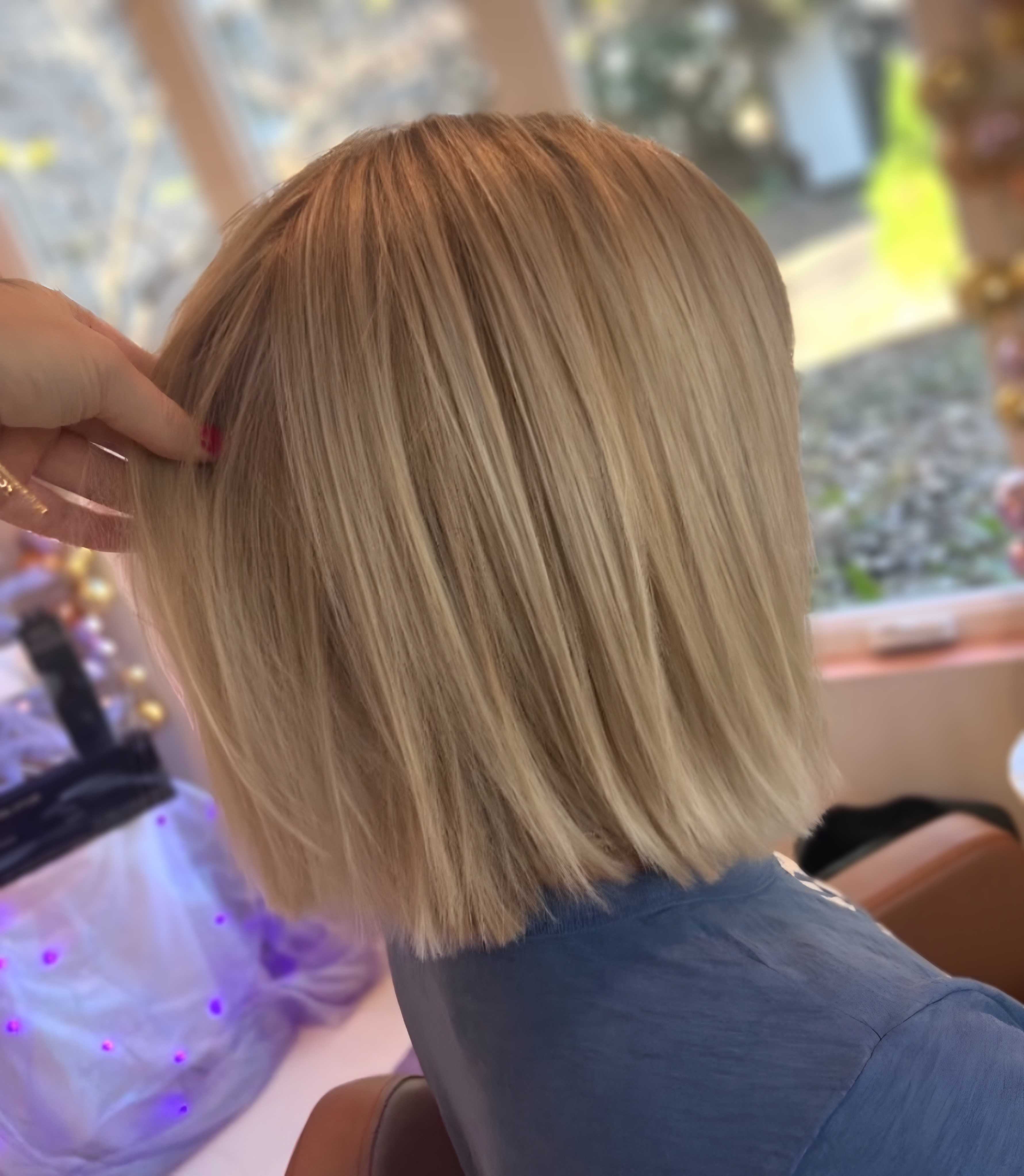 Simone Liston — Blondes ONESHOT Hair Awards entry