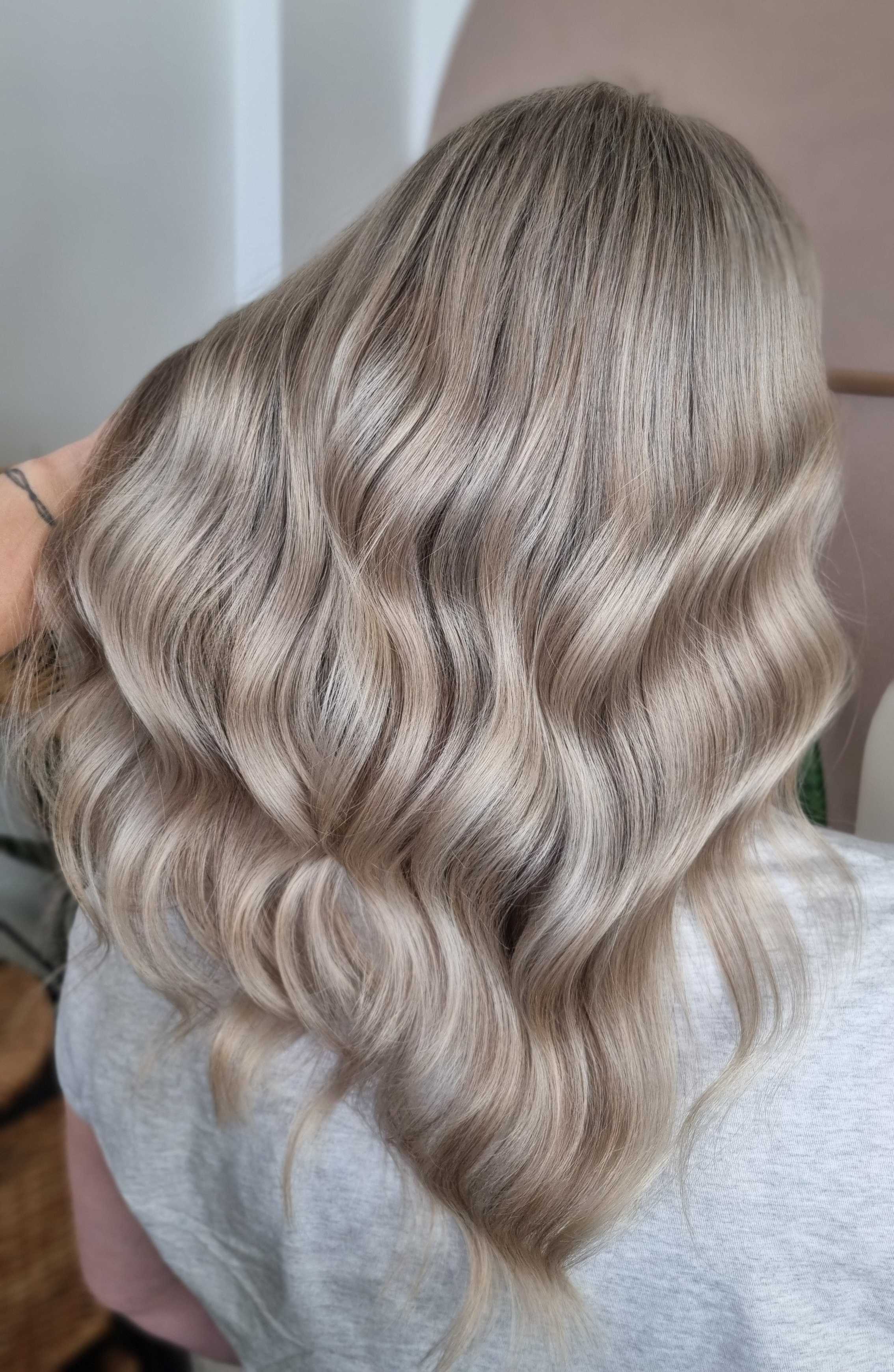 Aija Makarova — Blondes ONESHOT Hair Awards entry