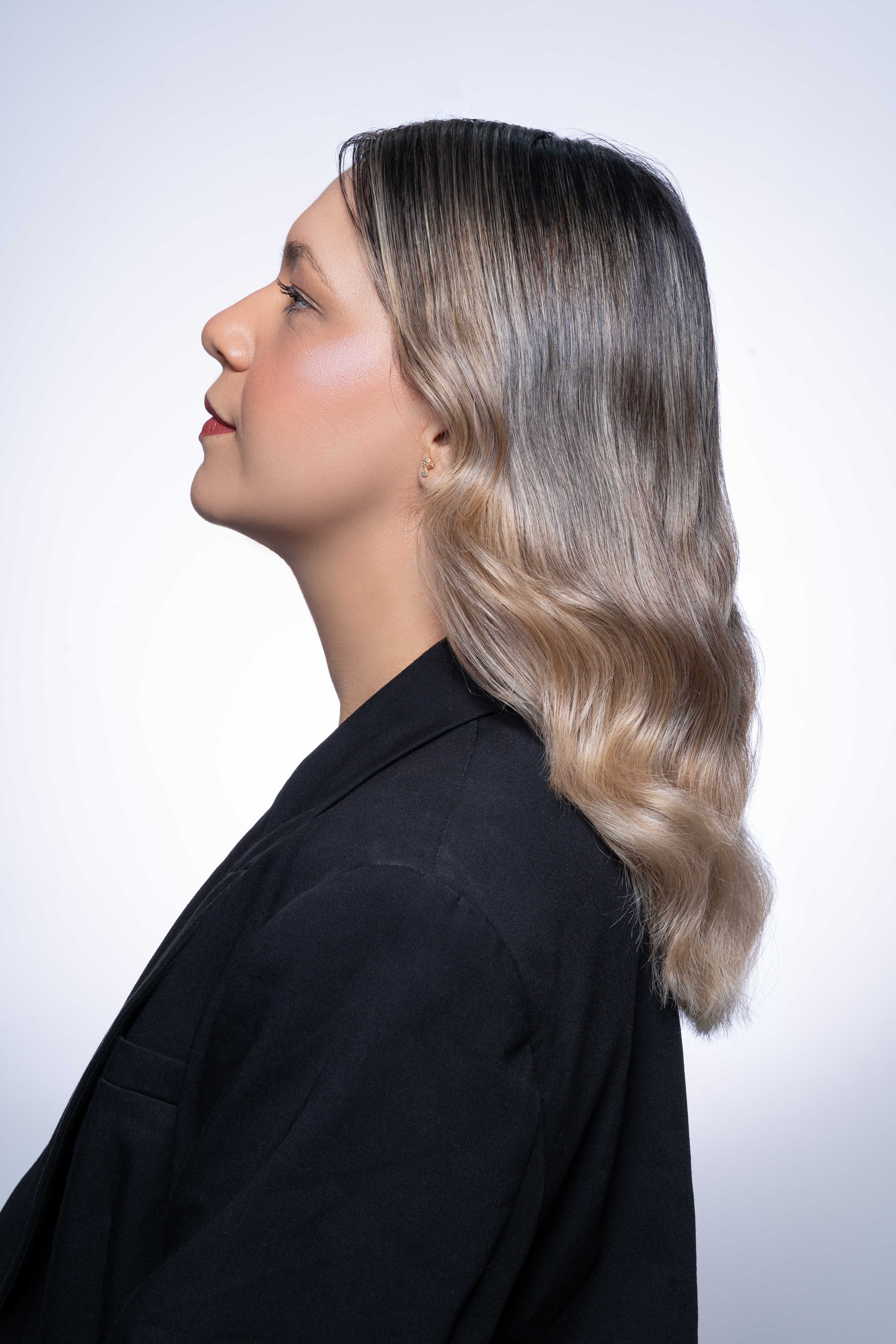 Eleana Contreras — Warm Balayage ONESHOT Hair Awards entry
