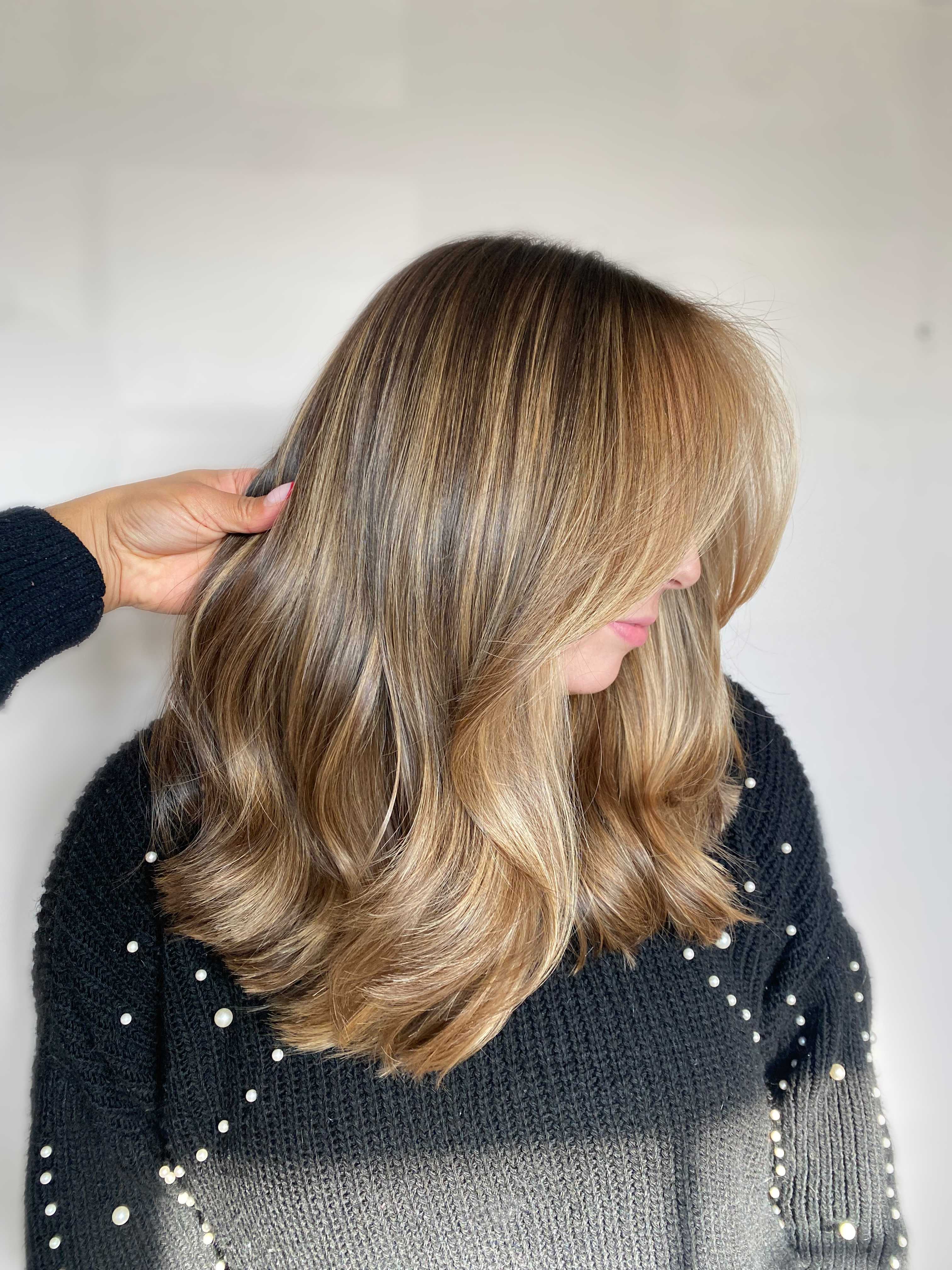 Gissela Uchupaille — Warm Balayage ONESHOT Hair Awards entry