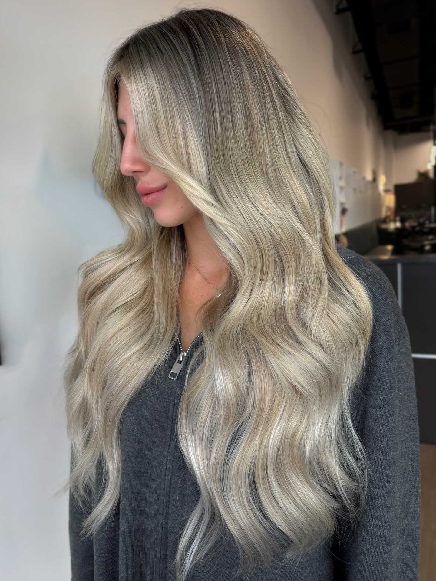Alice Muraru — Blondes ONESHOT Hair Awards entry